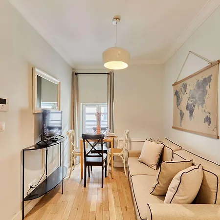 Appartamento With Ac Center Of *